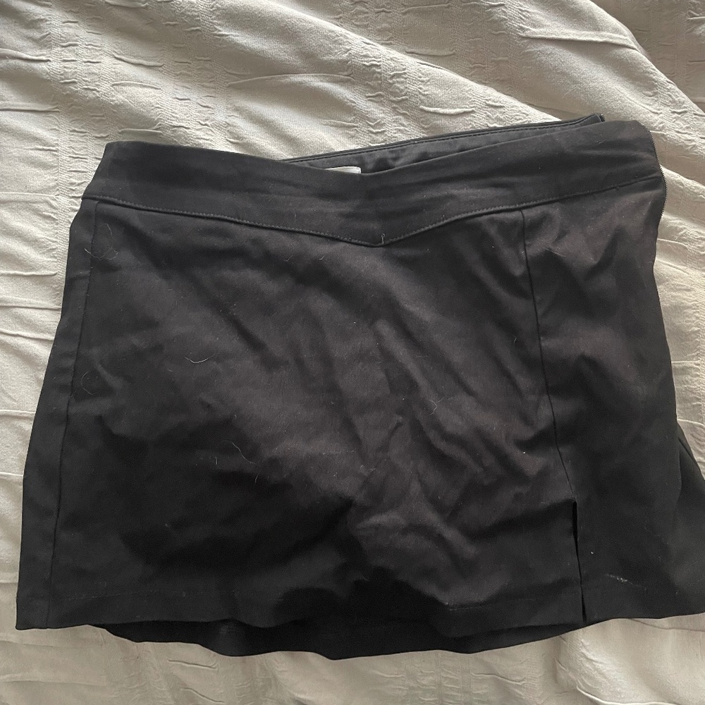Black mini skirt